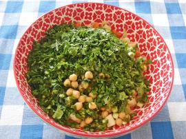 Nohutlu Kereviz Salatası