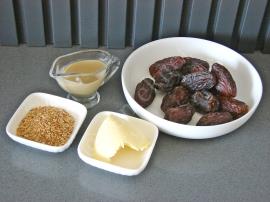 Tahinli Sıcak Hurma Tatlısı