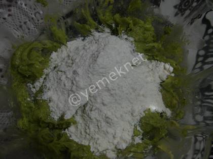 Fıstıklı Yeşil Kurabiye