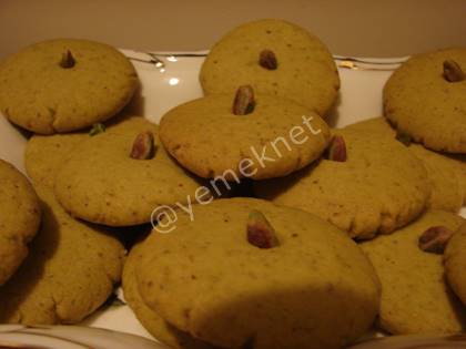 Fıstıklı Yeşil Kurabiye