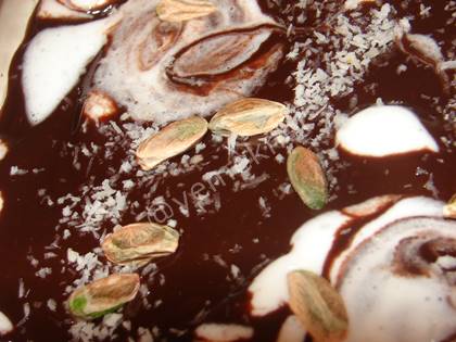 Ağlayan Pasta (Ev Brownisi)