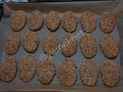 Mahlepli Susamlı Kurabiye (Tuzlu)