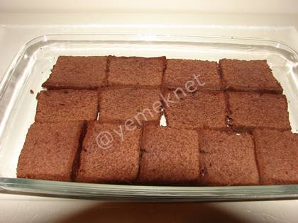 Ağlayan Pasta (Ev Brownisi)