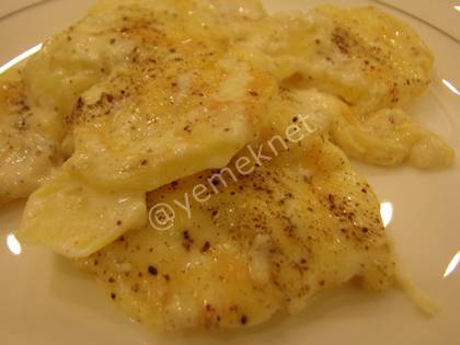 Kremalı Fırında Patates