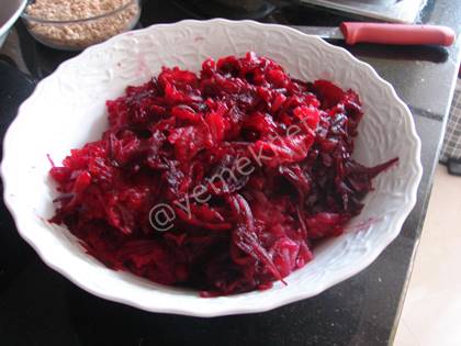 Narlı Pancar Salatası