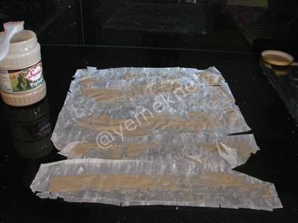 Tahinli Cevizli Tatlı (Baklavalık Yufka İle)