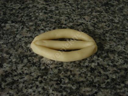 Çörek Otlu Mahlepli Kurabiye (Tuzlu)