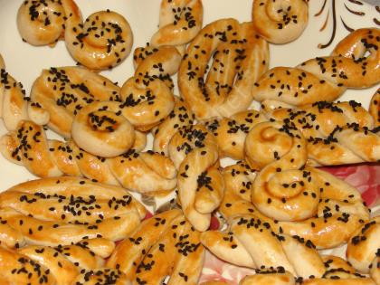 Çörek Otlu Mahlepli Kurabiye (Tuzlu)
