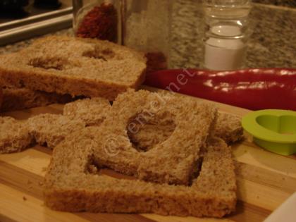 Ekmek İçi Yağda Yumurta