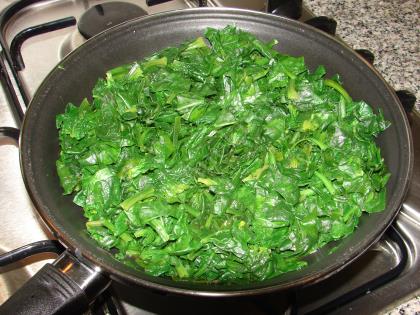 Hamursuz Ispanaklı Pizza