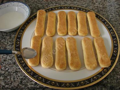 Kedidilli Ekler Pasta