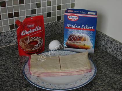 Çikolatalı Kruvasan (Milföy Hamuru İle)