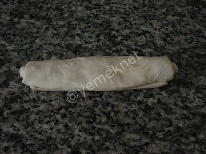 Çikolatalı Kruvasan (Milföy Hamuru İle)