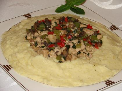 Püreli Mantarlı Tavuk Sote