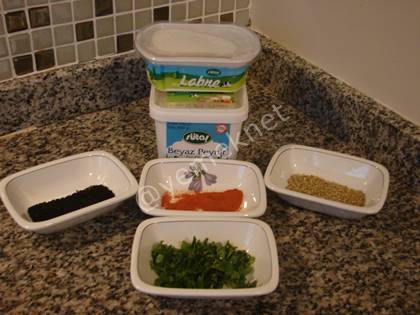 Renkli Peynir Topları