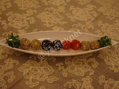 Renkli Peynir Topları