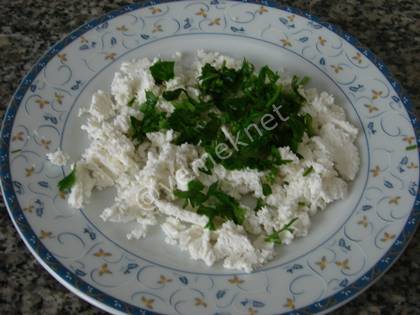 Peynirli Biber Dilimleri