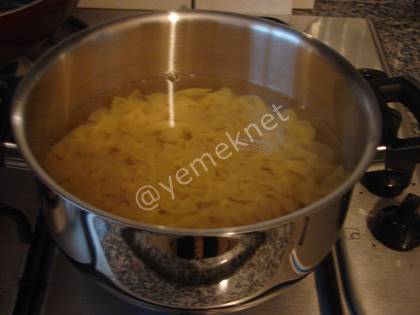 Peynirli Fırında Makarna