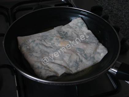 Peynirli Gözleme (Hazır Yufka ile)