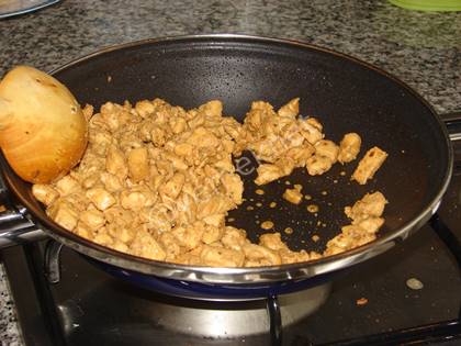 Soya Soslu Tavuk (Sütle Marine Edilmiş)