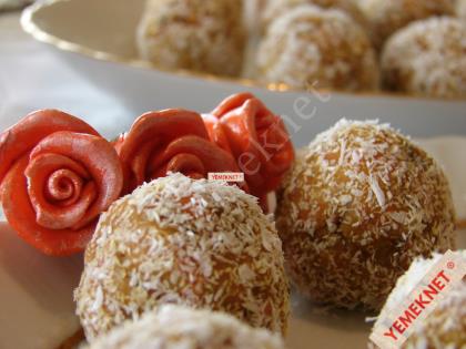 Bisküvili Havuç Topları