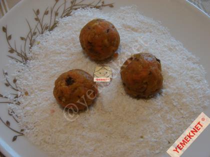 Bisküvili Havuç Topları