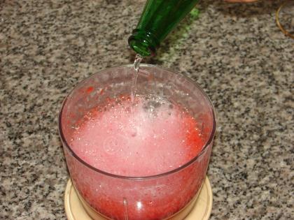 Çilekli Kokteyl İçeceği