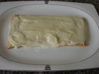 Çilekli Milföy Pasta