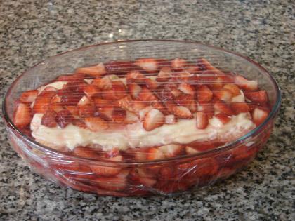 Çilekli Milföy Pasta