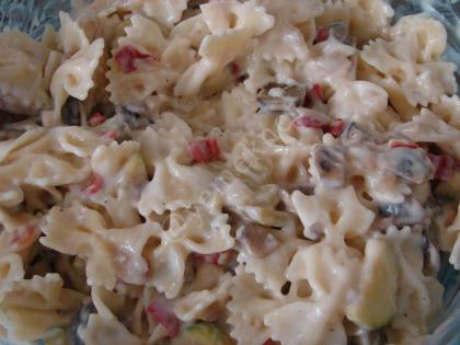 Fırında Sebzeli Fiyonk Makarna