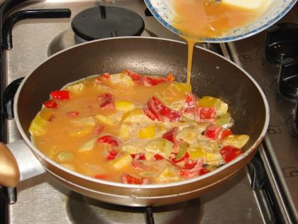 Kremalı Gökkuşağı Omlet