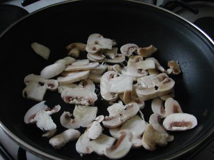 Kremalı Mantarlı Omlet