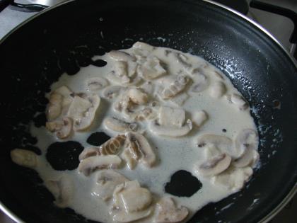 Kremalı Mantarlı Omlet