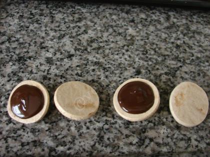 Çikolatalı Bezeler