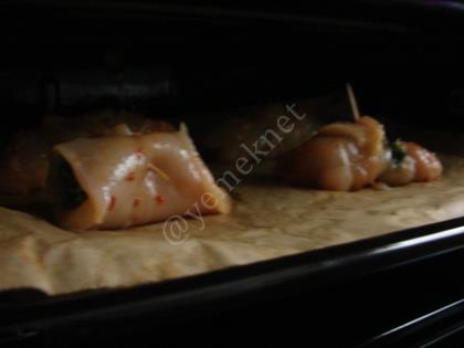 Ispanaklı Tavuk Sarma
