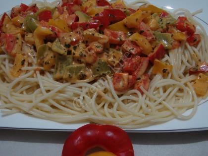 Kremalı Biber Soslu Spagetti