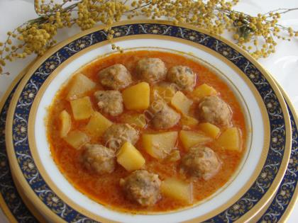 Patatesli Sulu Köfte