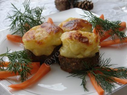 Püreli Çanak Köfte