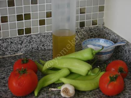 Domatesli Biber Kavurması