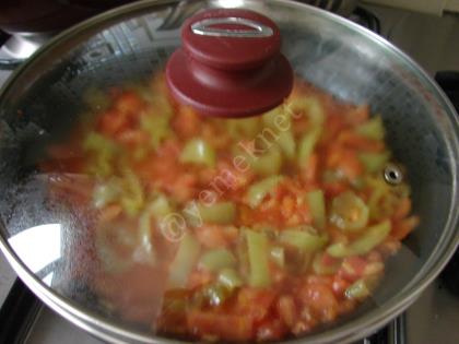 Domatesli Biber Kavurması