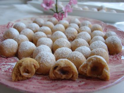 Fındık Dolgulu Misket Kurabiye