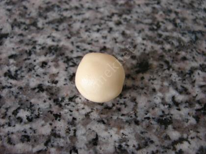 Fındık Dolgulu Misket Kurabiye