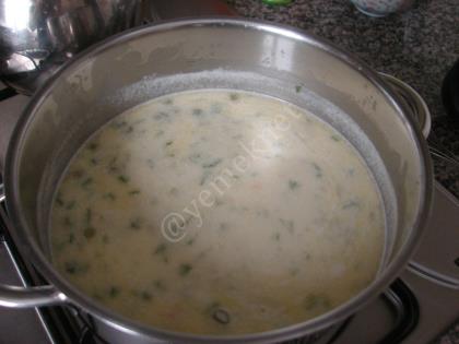 Kremalı Taneli Sebze Çorbası