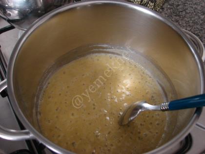 Kremalı Taneli Sebze Çorbası