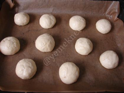 Saçaklı (Sakallı) Poğaça