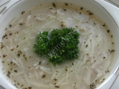 Tavuklu Şehriye Çorbası