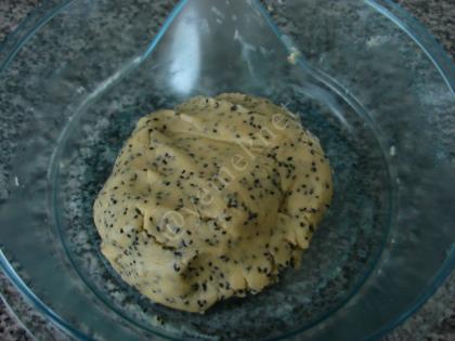 Çörek Otlu Gevrekiye