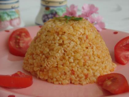 Domatesli Bulgur Pilavı