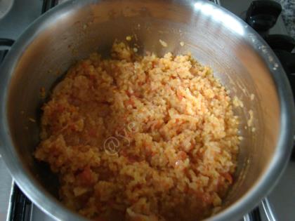 Domatesli Bulgur Pilavı