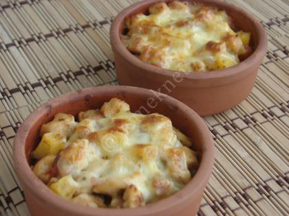 Güveçte Patatesli Tavuk